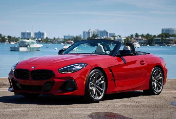 BMW Z4 sDrive30i (Automaat, 3.0 L, 2 istekohta)