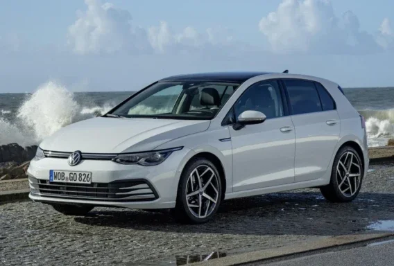 Volkswagen Golf (Manuaal, 1.4 L, 5 istekohta)